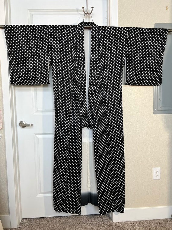 pre-1970s Silk Kimono - Black and White Shibori