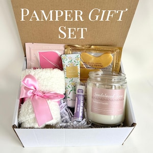 Wellness Gift Box Self Care Package Relaxation Gift Set Spa Day at Home Kit Comfort Bundle Get Well Soon Gift Candle Fuzzy Sock Friend Gift