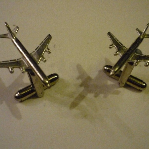 Douglas DC-8 code 100  Aircraft Aviation Cufflinks Handmade in England Made from fine English pewter jewellery suit boxed