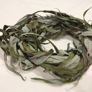 Organic dried willow wreaths for rabbits and guinea pigs image 1