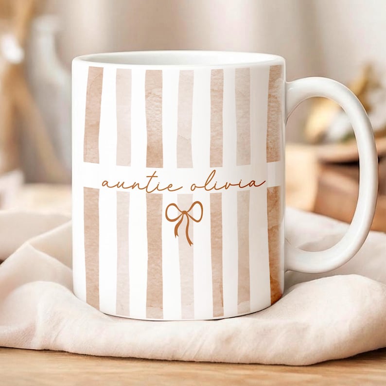 Personalized New Auntie Striped Mug, Custom Pregnancy Reveal Mother's Day Gift, New Aunt Gift Ideas