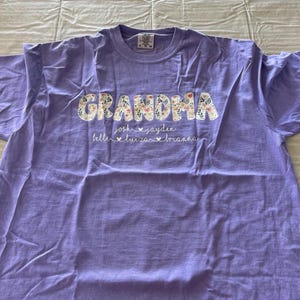 Personalized Nana Shirt with Kids Names, Grandma Shirt, Floral Nana T-Shirt, Grandma Nana Gigi Mother's Day Shirt, Nana Tee, Nana Gifts image 9