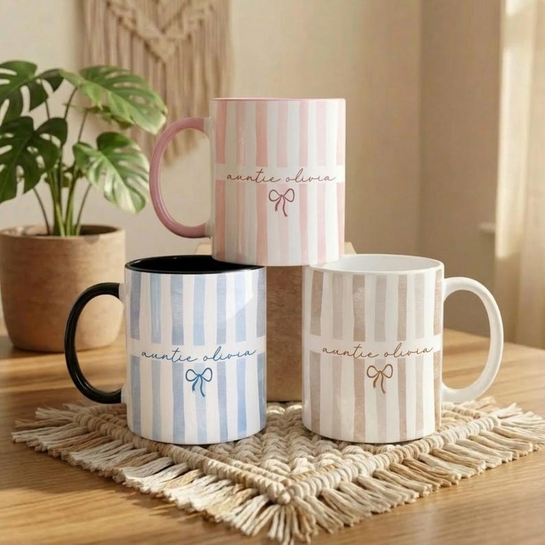 Personalized New Auntie Striped Mug, Custom Pregnancy Reveal Mother's Day Gift, New Aunt Gift Ideas