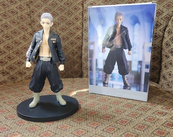 Tokyo Revengers Resin Figurine, “Takashi Mitsuya” Original Japanese Banpresto product with stand.  Approx 7.5" Mint Condition. Original Box