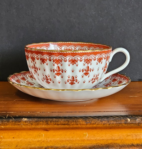 Vintage Spode Fleur De Lys Tea Cup and Saucer Duo 1961 - 1994