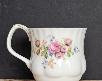 Mug Montrose vintage « Moss Rose » fabriqué en Angleterre, fabriqué en Angleterre