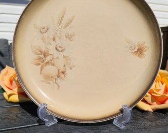 ZELDZAME VONDST. Denby "Memories" rond 10" dinerbord. Boho. Shabby chic. Cottagecore. Gemaakt in Engeland. Zeer goede staat.