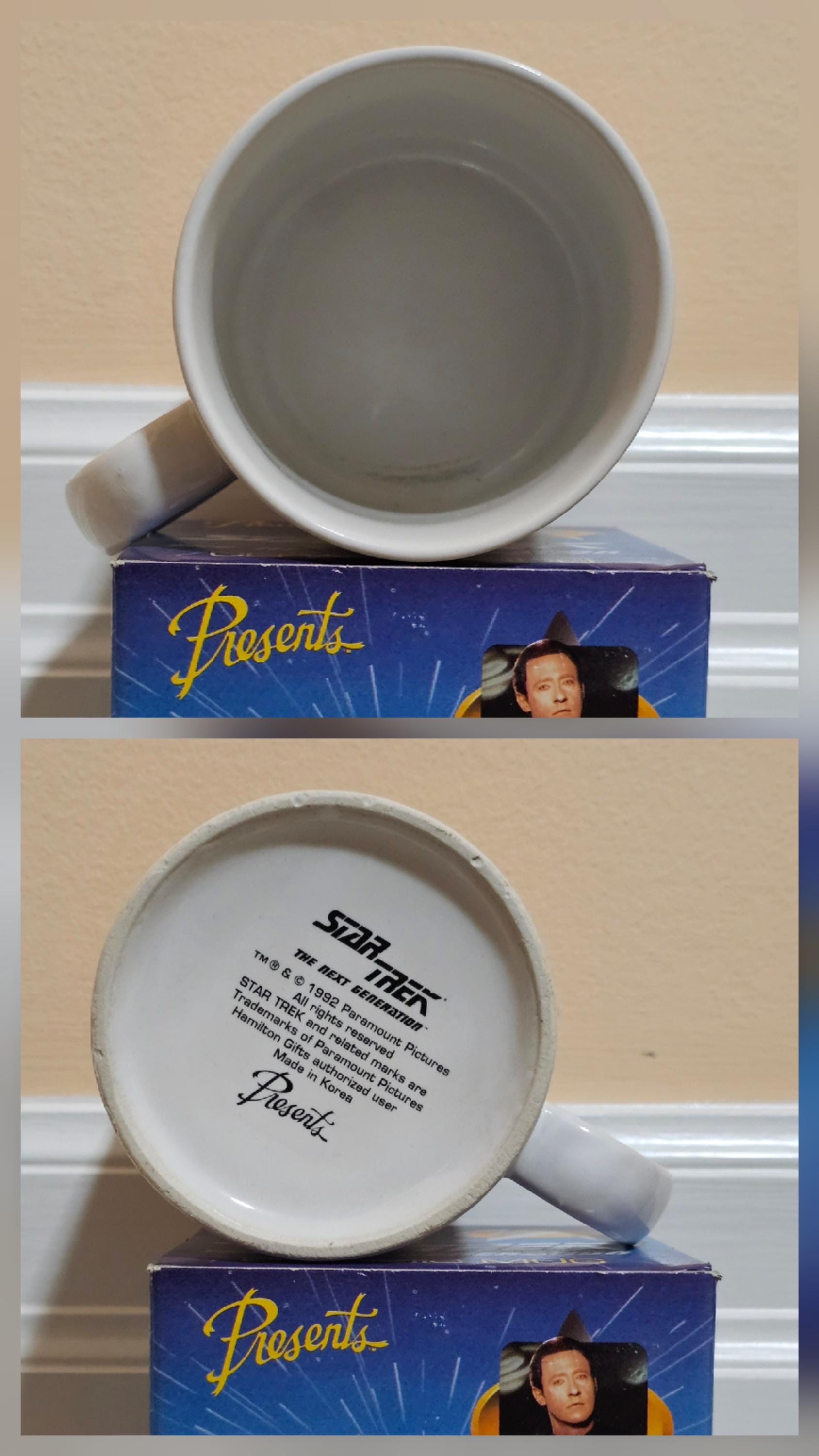 スタートレック　ＴＮＧ　ピカード、データ、ジャッジア　絵皿とマグカップ　セット 1992年製のヴィンテージ版スタートレックTNGコレクターズマグカップを1