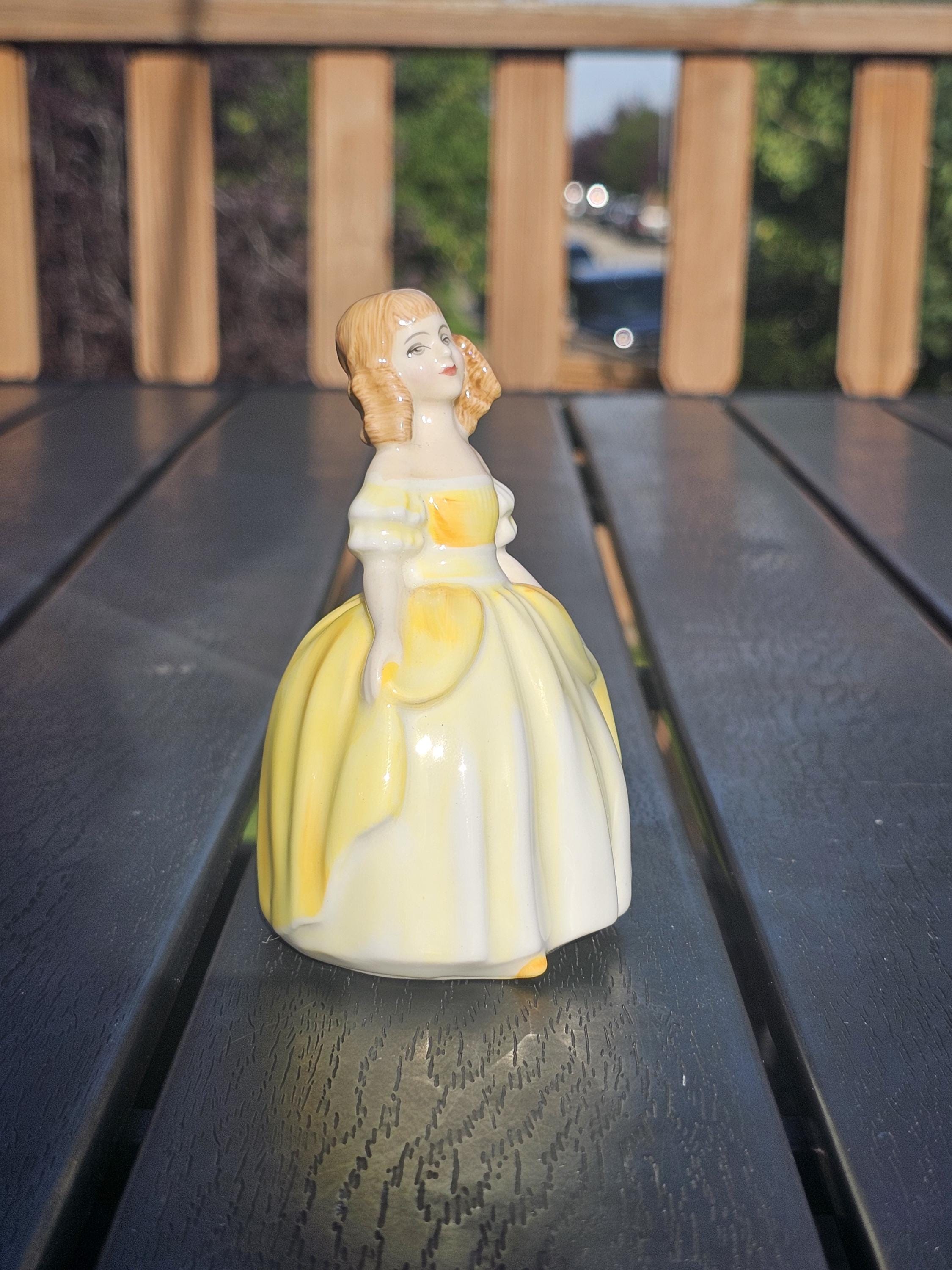 インテリア小物 ロイヤルドルトン フュギリン Pennyペニー