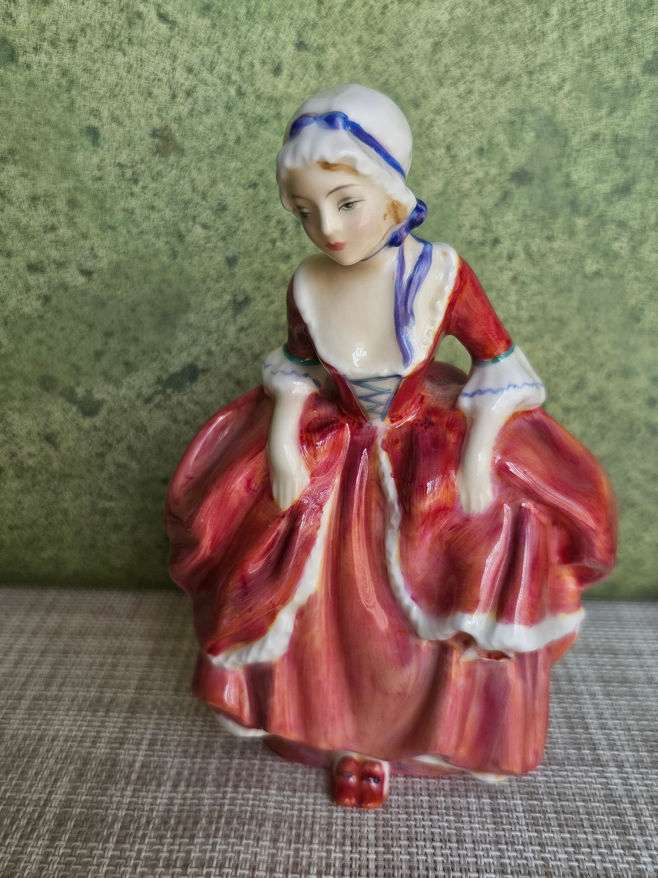 Royal Doulton Goody Two Shoes - Etsy Royal Doulton Goody Two Shoes - Etsy