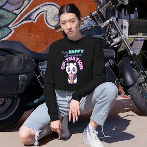 Sudadera corta para mujer con panda bebiendo boba
