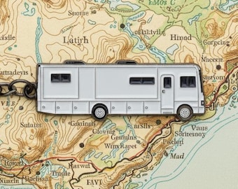 Class A Motorhome Keychain: Silver Key Ring for Winnebago, Thor Motor Coach, Jayco, RV