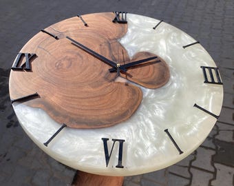Minimalistic Epoxy Resin and Walnut Wood Wall Clock – Handmade Wood Art Decor