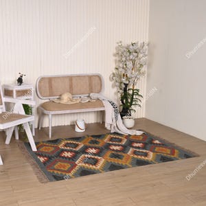 Handwoven Wool Jute Kilim Rug: Indian Dhurrie, Bohemian Decor