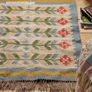 Handvävd jutematta, blommig kelimmatta, bohomatta i naturfiber, handgjord lantlig vardagsrumsmatta, anpassad storlek, flerfärgad blommig matta bild 4