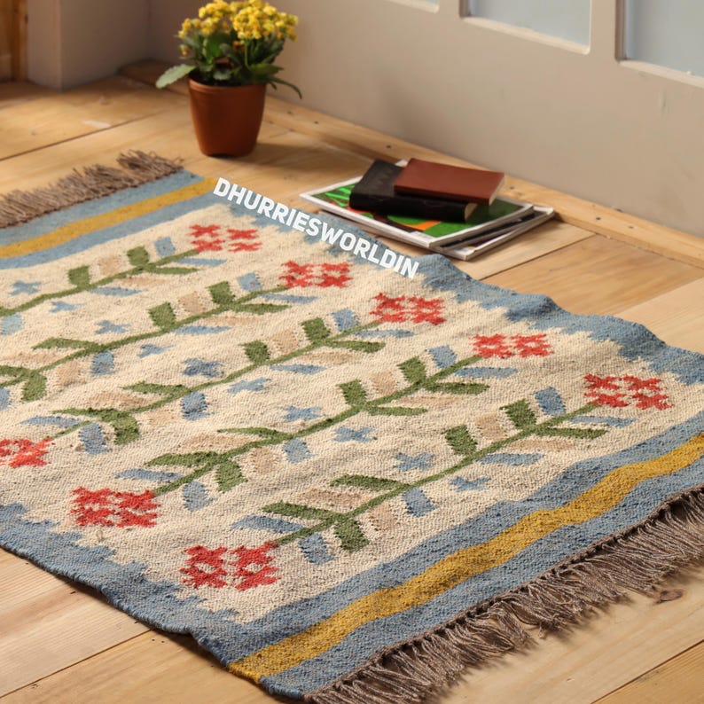 Handvävd jutematta, blommig kelimmatta, bohomatta i naturfiber, handgjord lantlig vardagsrumsmatta, anpassad storlek, flerfärgad blommig matta bild 7