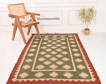 Handwoven Wool Kilim Rug, Bohemian Southwestern Design  Indian Kilim rug,  Southwestern Nordic Kilim Rug, Rustic Jute Rug