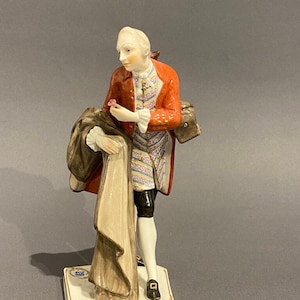 Rosenkavalier Nymphenburg Porcelain decorated in colors in perfect condition, marked Porcelain figure of the courtly society Bustelli 1754-1894
