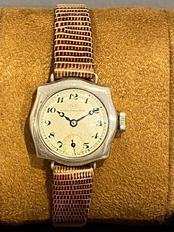 Silver ladies' wristwatch IWC Schaffhausen 1928 wi