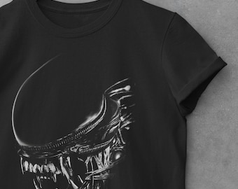 H.R. Giger Alien T-Shirt: Big Chap Xenomorph Sci-Fi Tee