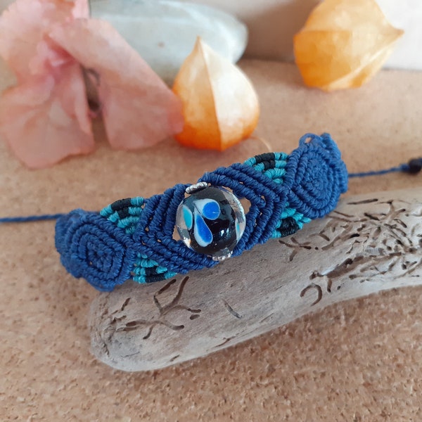 Bracelet micro-macramé bleu