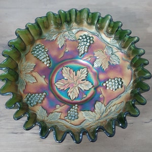 Fenton vintage, candy ribbon edge