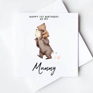 15% DE DESCONTO Feliz primeiro aniversário como cartão da minha múmia - ilustração da múmia ursa e do bebê urso