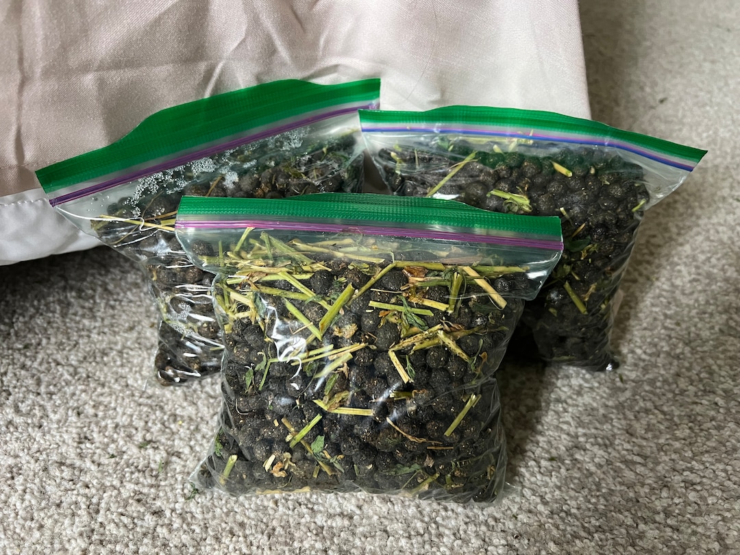 Organic Rabbit Manure Rabbit Fertilizer Bunny Honey 10 Oz Etsy