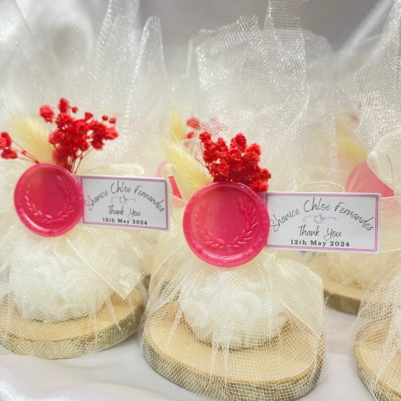 Rose Candle Favor, Customizable Rose Candle for Wedding Guests, Bridal