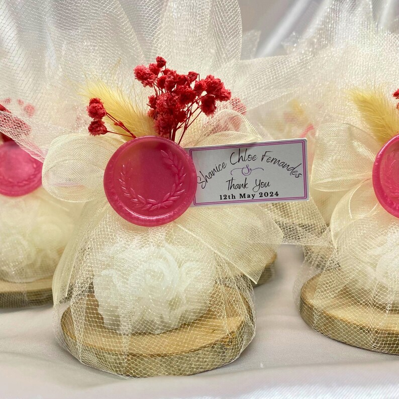 Rose Candle Favor, Customizable Rose Candle for Wedding Guests, Bridal