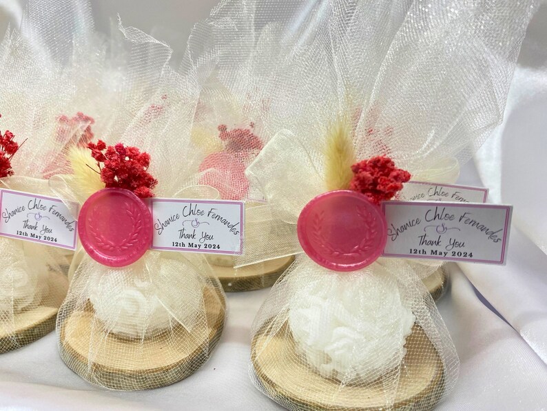 Rose Candle Favor, Customizable Rose Candle for Wedding Guests, Bridal