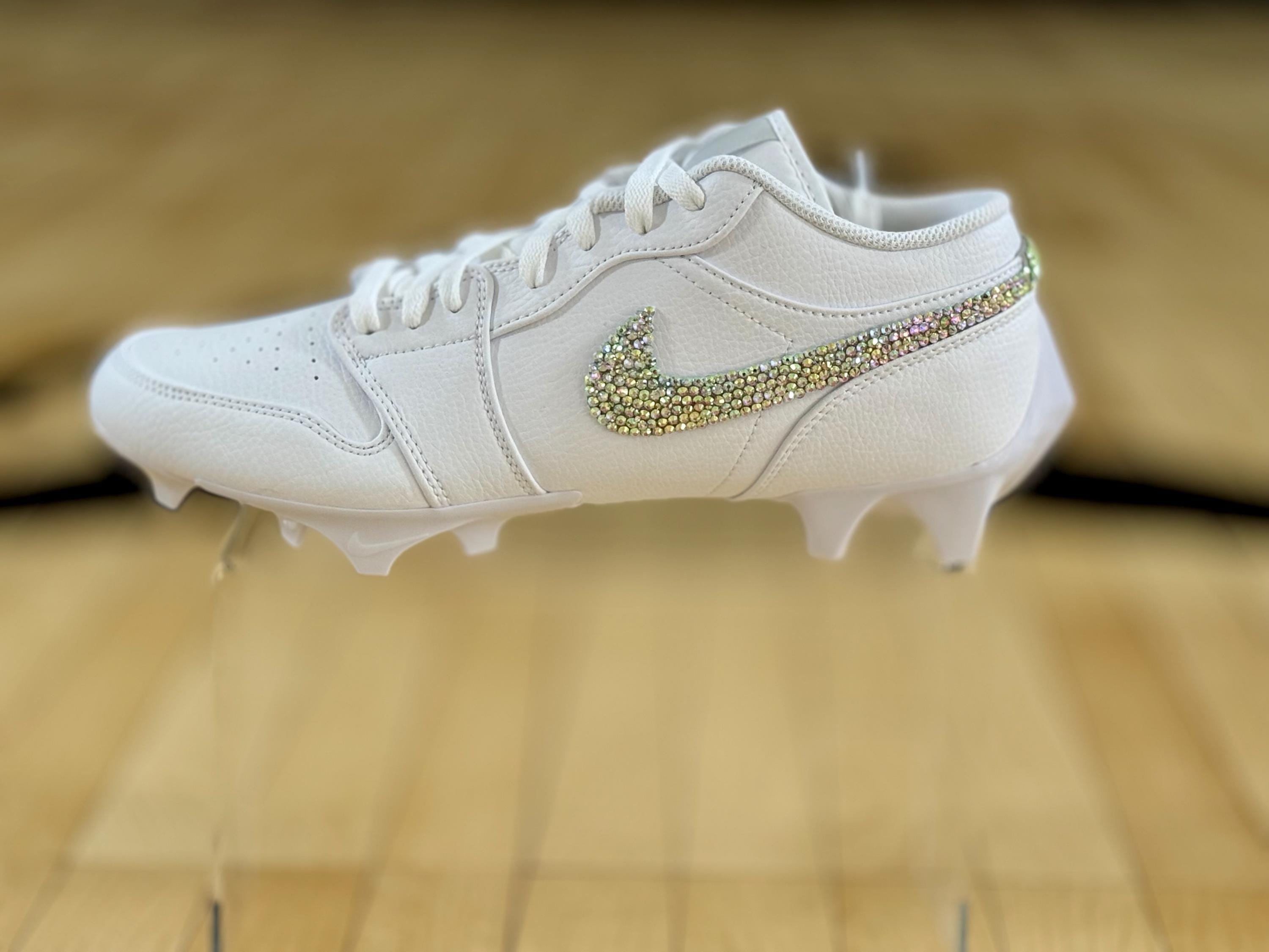 all white jordan 1 cleats