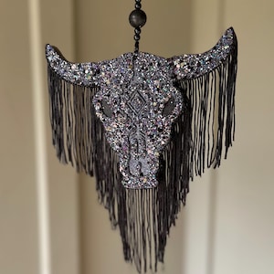 Freshie XL - Aztec Bull W/ Fringe