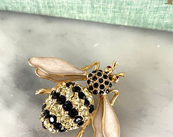 Rhinestone Bumble Bee Pin/Brooch