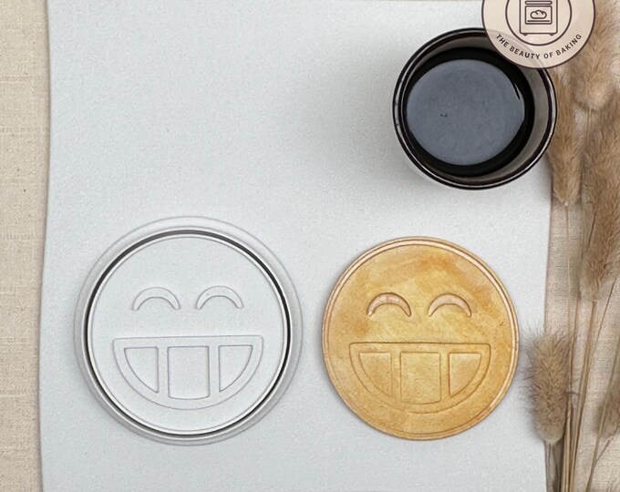 Emoji Lol Cookie Cutter | Birthday Party | Celebration Biscuit Cutter