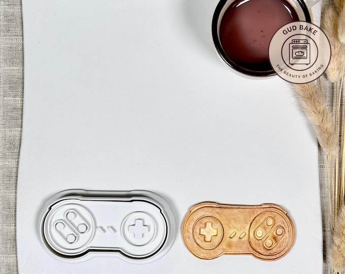 90s Controller Cookie Cutter | Retro Gamepad Cookie Cutter |  Vintage Gamepad Cookie Cutter