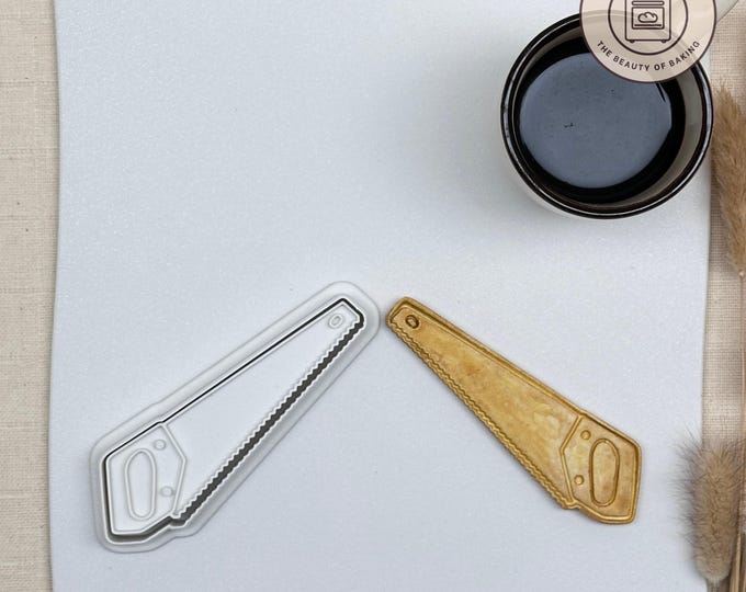 Handsaw Cookie Cutter - Ideal for Woodworking Themed Baking, Handyman Party Treats, and DIY Enthusiast Gifts