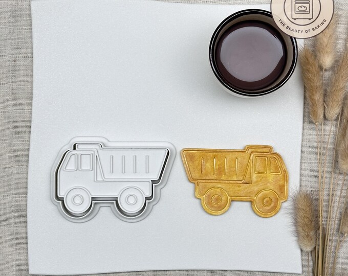 Cargo Truck Cookie Cutter – Unique Custom Baking Tool for Perfect Cookies