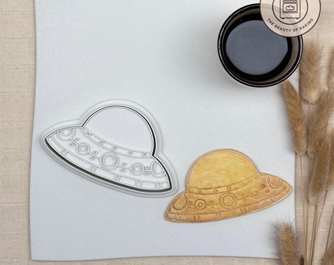 Alien Spaceship Cookie Cutter | Space Birthday | Space Explorer Cookie Stamp
