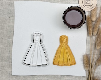 Bride Dress with Sleeves Cookie Cutter – Unique Custom Baking Tool for Perfect Cookies