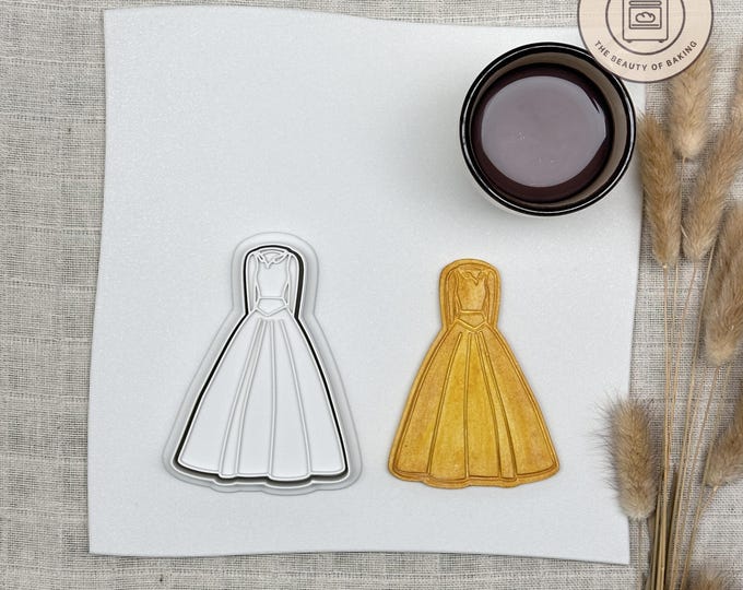 Bride Dress with Sleeves Cookie Cutter – Unique Custom Baking Tool for Perfect Cookies