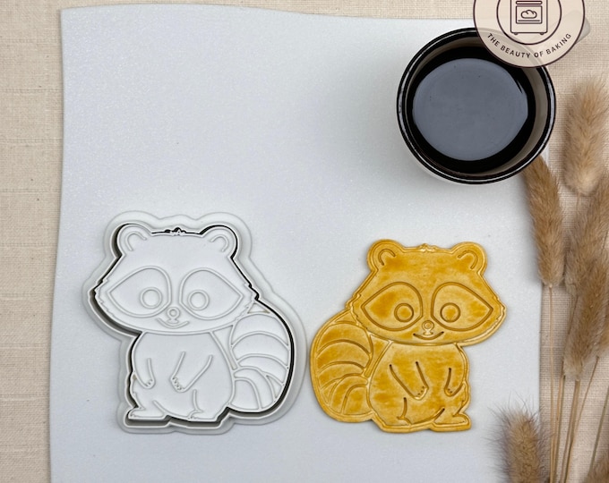 Raccoon Cookie Cutter | Woodland Animal Biscuit Mold for Forest-Themed Parties, Camping Baking, Nature Lover's Snack