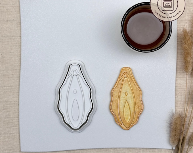 Vagina Vulva Cookie Cutter | Girls Night Out | Rude Funny Dough Cutter
