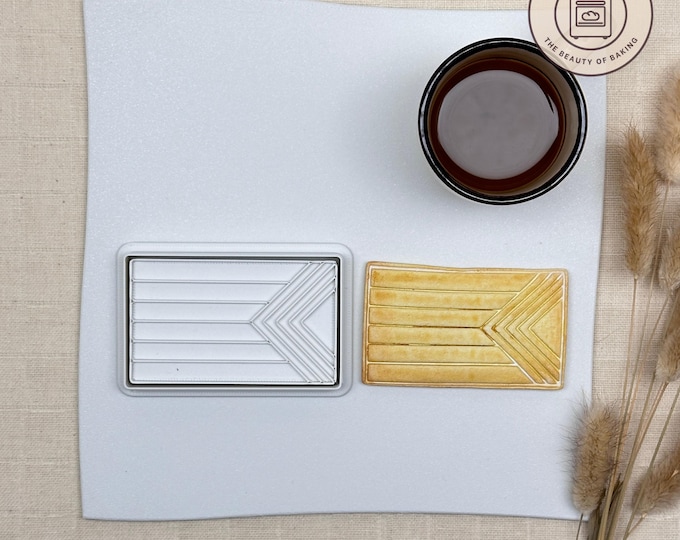 Pride Flag Cookie Cutter | Veterans Day | Patriotic Baking Cookie Stamp