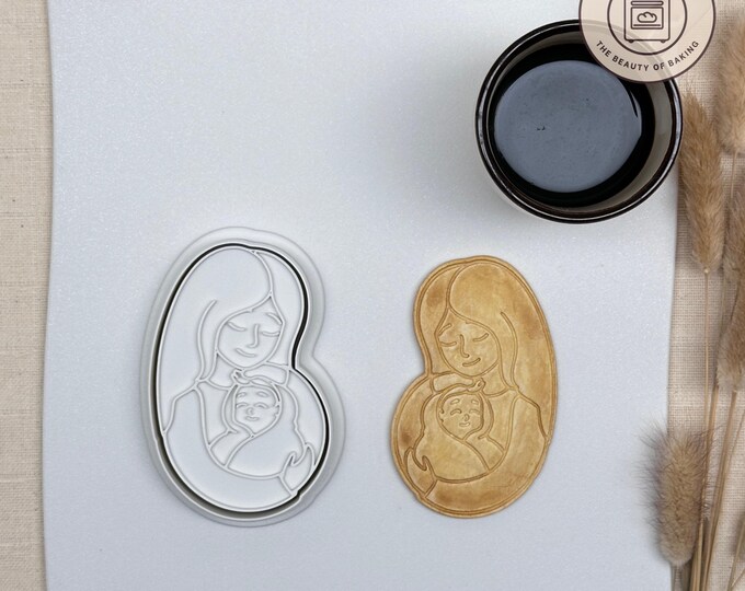 Mother Hugging Baby Cookie Cutter | Mothers Day | Best Mom Ever Sugar Cookie Tool