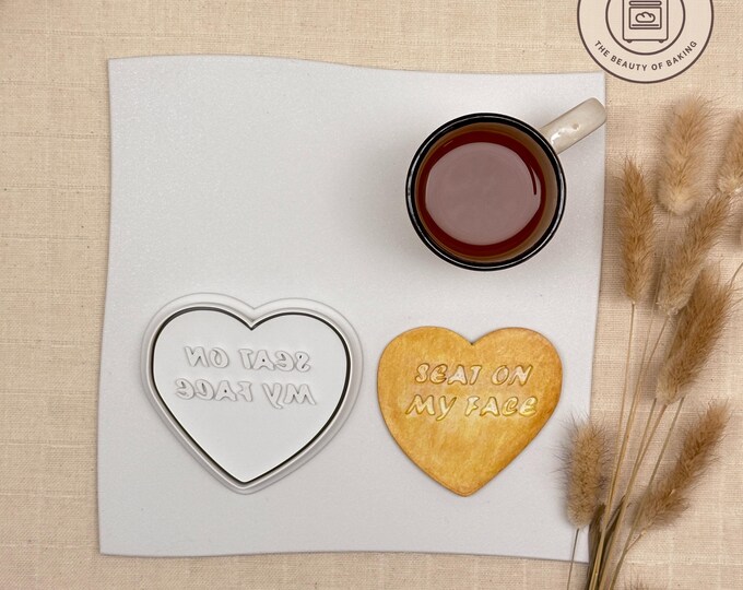 Seat On My Face Cookie Cutter | Bridal Shower | Rude Funny Fondant Tool