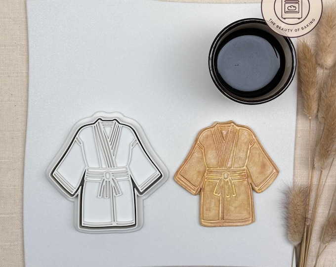 Kimono Cookie Cutter | Japanesse Dress Cookie Cutter | Japan Themed Cookie | Japan Culture
