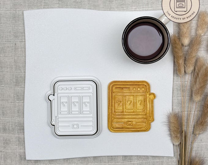 Slot Machine Cookie Cutter - Ideal for Casino Night, Vegas Themed Parties, and Lucky Baking Adventures