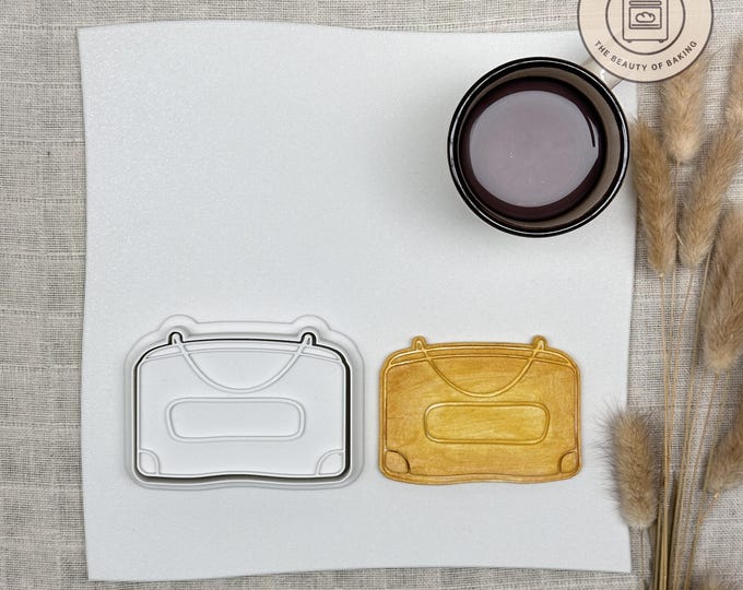 French Luxury Handbag Cookie Cutter – Unique Custom Baking Tool for Perfect Cookies