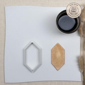 Cortador de galletas hexagonal estirado / Base de caligrafía / Elegante herramienta para fondant